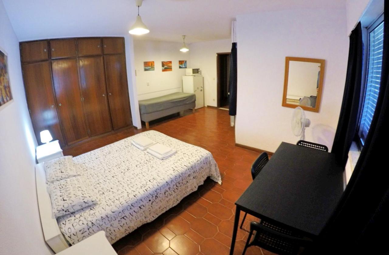 Manawa Camp Bed & Breakfast Costa da Caparica Exterior photo